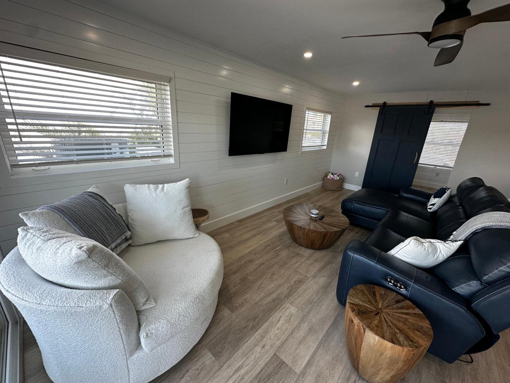 Chadwick Cove Marina Aparthotel Englewood Exterior foto