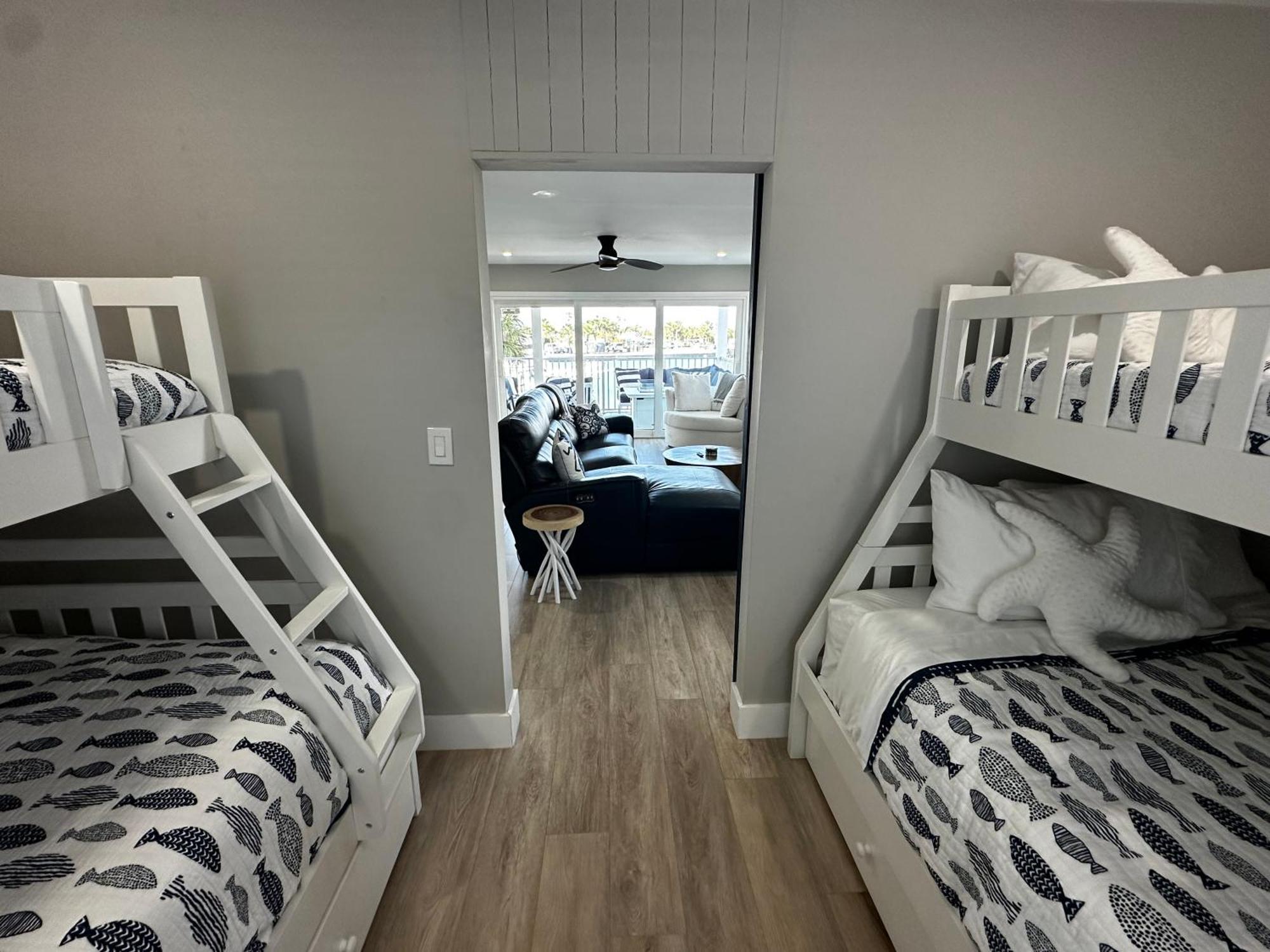 Chadwick Cove Marina Aparthotel Englewood Exterior foto